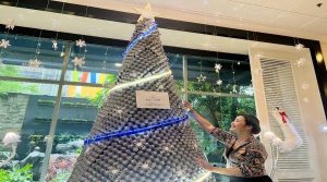 Sambut Natal Ascott Jakarta Percantik Lobby Pakai Bahan Ramah Lingkungan