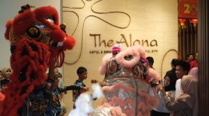 Sambut Imlek Hotel The Alana Sentul Pukau Pengunjung dengan Pertunjukan Seni Spektakuler