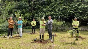 Manfaatkan Galon Bekas, Royal Safari Garden Turut Jaga Kelestarian Lingkungan