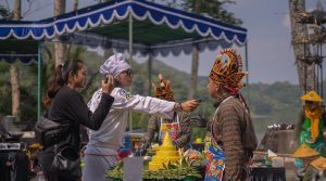 Angkat Kuliner Lokal, Menoreh Food Festival 2025 Bagikan 200 Tumpeng