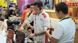Baking Demo Bareng Chef Juna, Parrot Luncurkan Parrot Chocochips di SIAL InterFOOD 2025