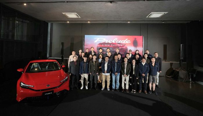 Honda Serahkan Prelude ke 20 Konsumen Pertama, Tegaskan Sport Hybrid Tetap Punya “Joy of Driving”