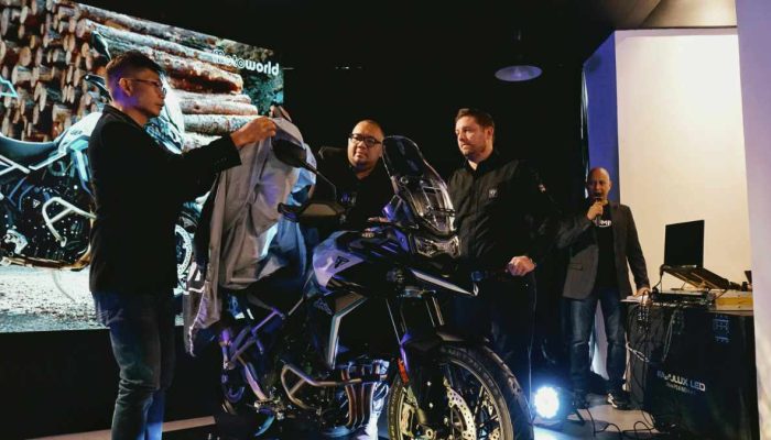 Dealer Perdana Triumph Jakarta Selatan Resmi Dibuka, Ini Harga Motor Terbarunya