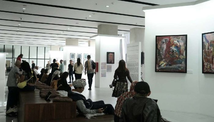 Pameran Lukisan “Matahari dan Bayangan” Ajak Publik Selami Ruang Refleksi, Simak Lokasinya