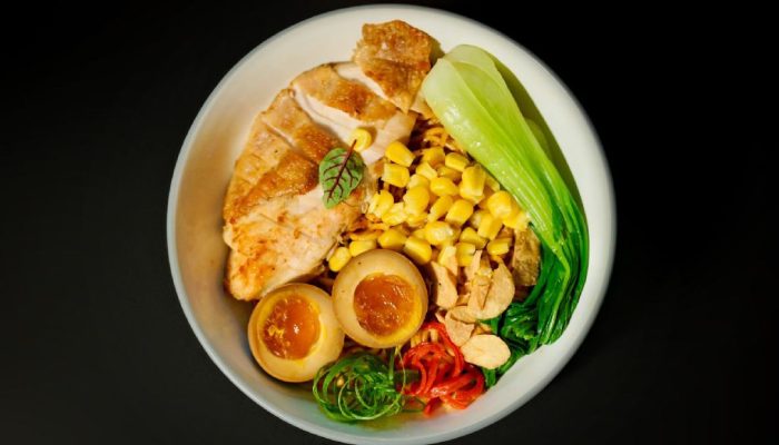 The Late Shift Hadir di ROCA Restaurant ARTOTEL Yogyakarta, Sajikan Comfort Food dan Koktail
