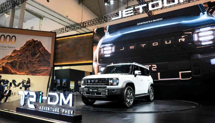 JETOUR Suguhkan Pengalaman Interaktif hingga Promo Harga Khusus di GIIAS 2026