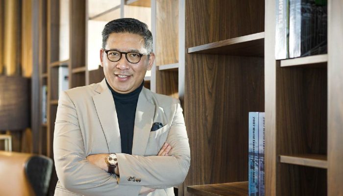 Hengky Tambayong, dari Penggemar Otomotif hingga Mengawal Strategi Bisnis MORA Group